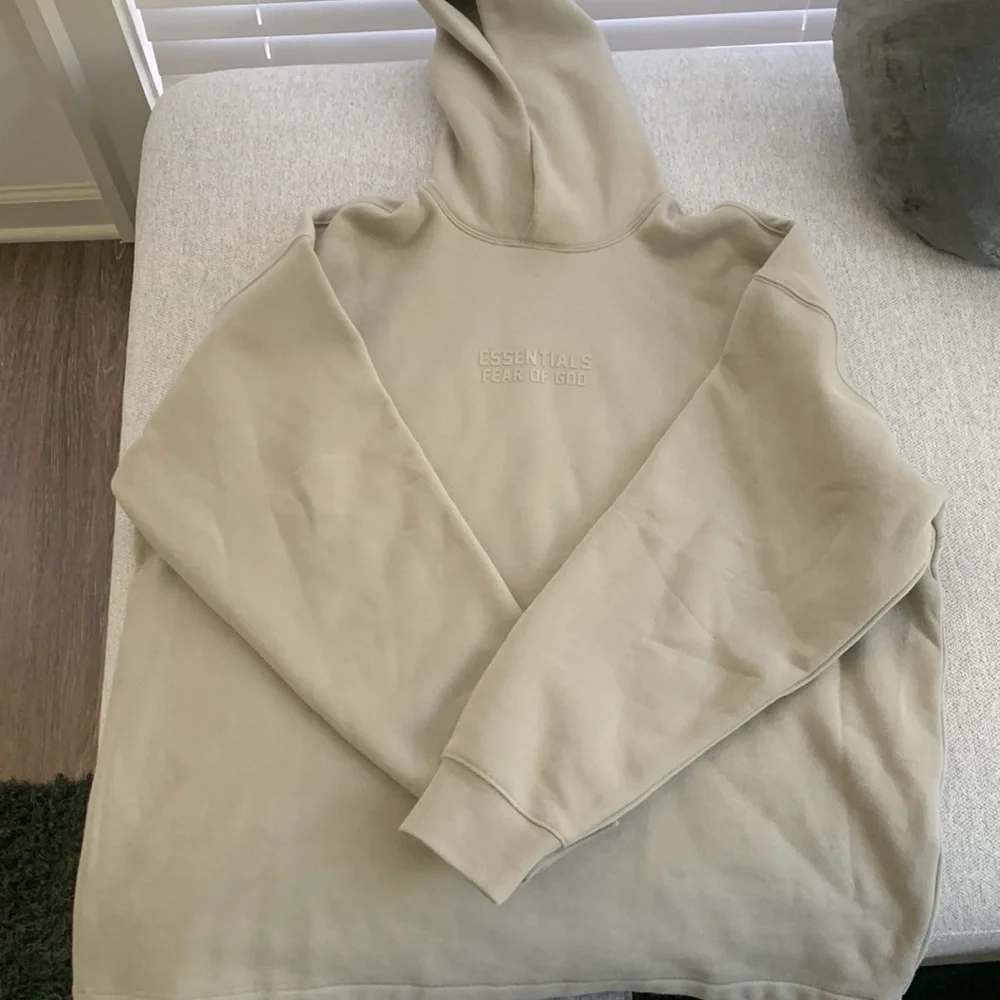 Essentials Hoodie NWOT - Picture 2 of 7